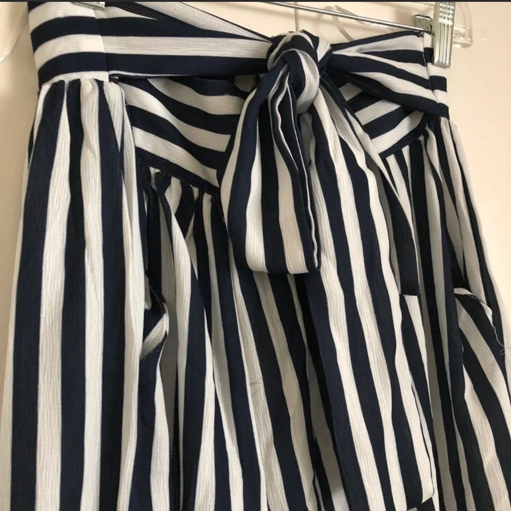 Pants - Picture 4 of 9